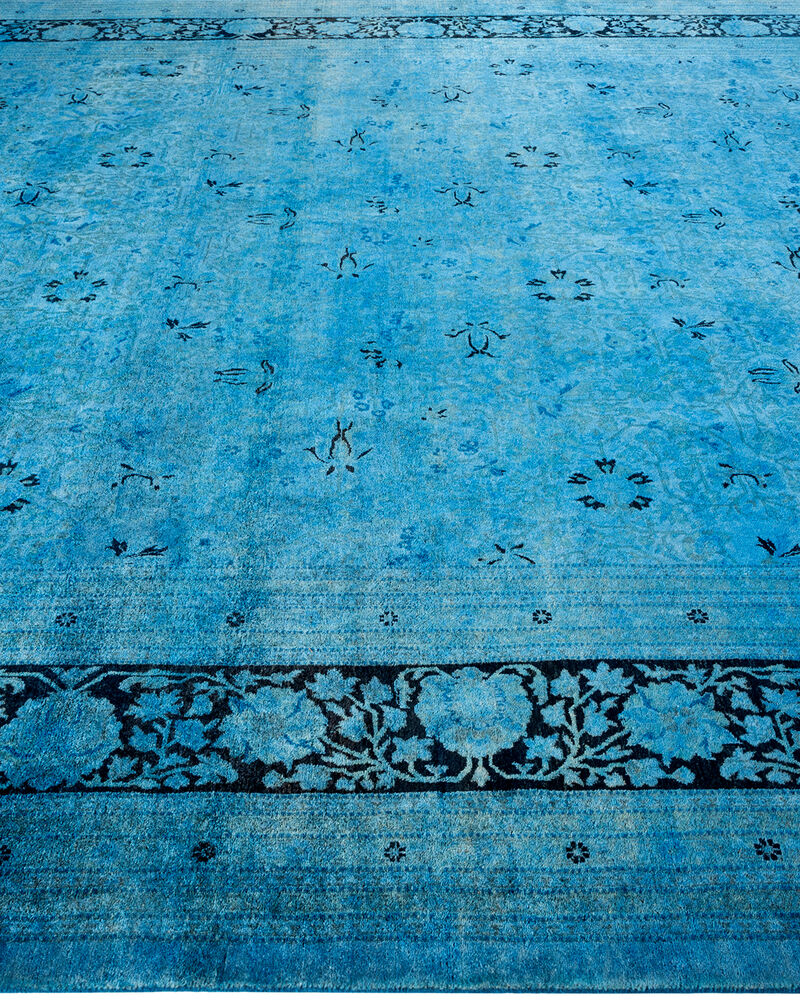 Fine Vibrance, One-of-a-Kind Hand-Knotted Area Rug  - Light Blue, 9' 3" x 9' 7" image number 4