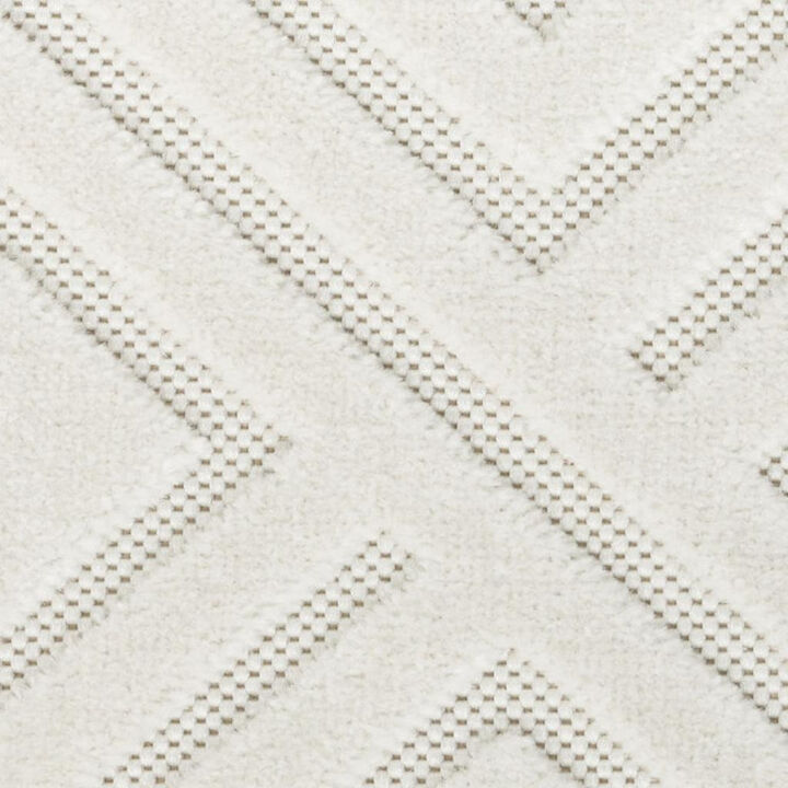 HomeRoots Geometric Area Rug