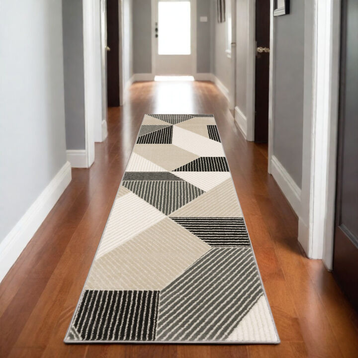 HomeRoots Geometric Runner Rug