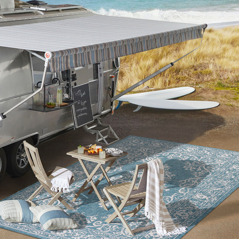 Galon Filigree Indoor/Outdoor Area Rug