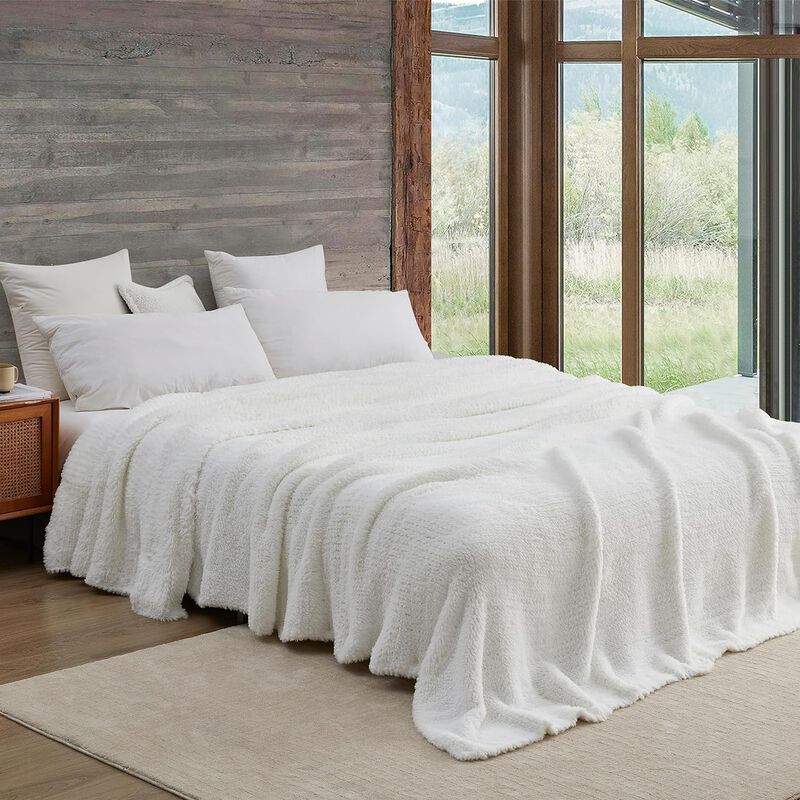 Longer than Long - Coma Inducer� Plush Blanket (115" x 180")