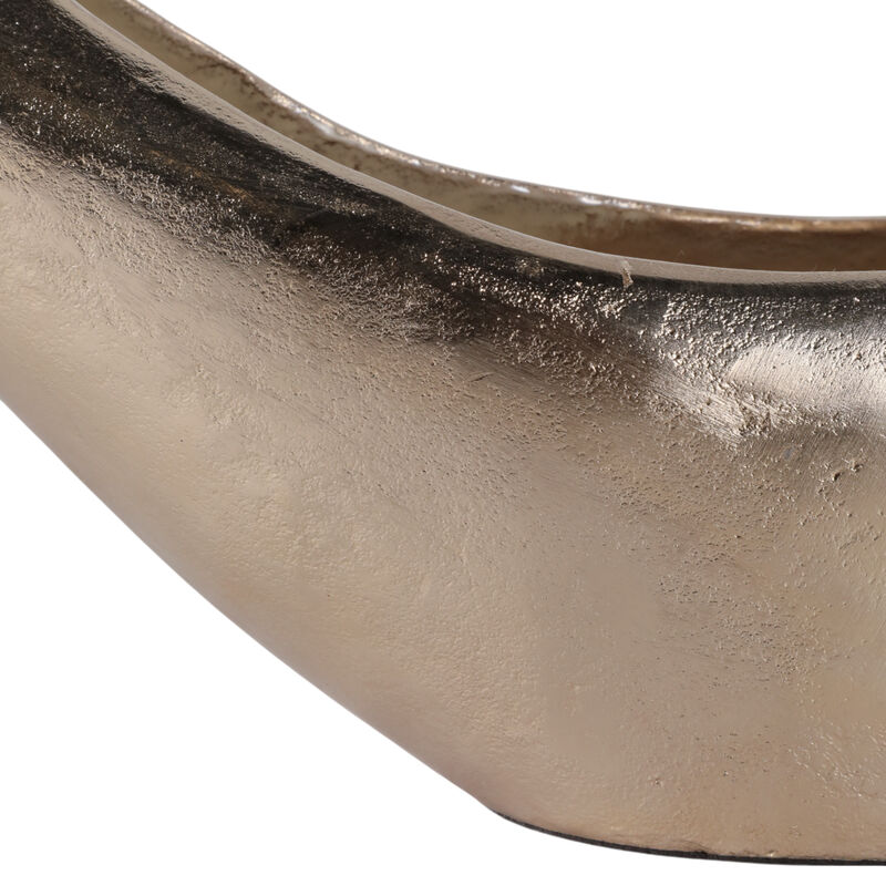 V-Shaped Metal Bowl image number 4