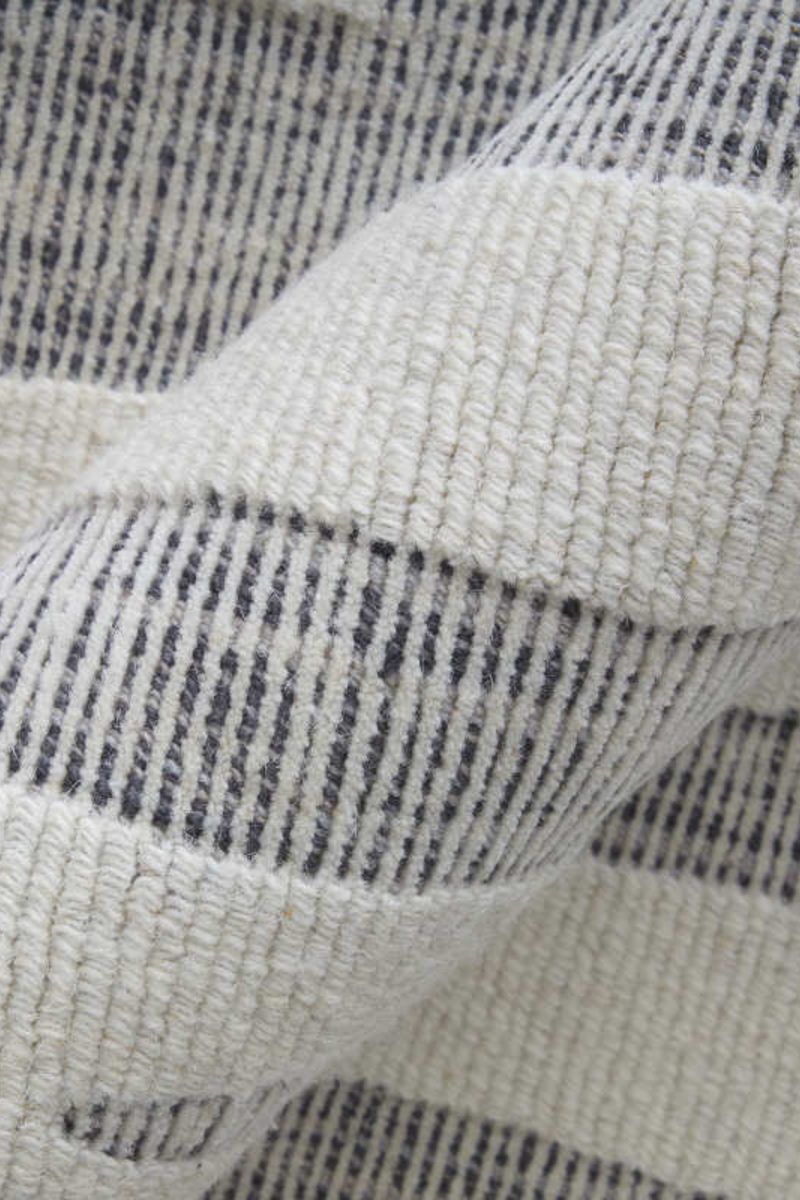 Peconic T8009 Ivory/Black 9' x 12' Rug by Thom Filicia image number 7