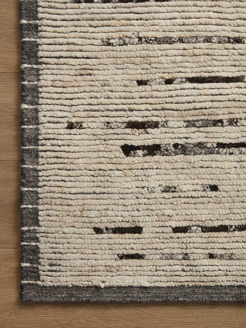 Briyana BRI04 Collection by Amber Lewis × Loloi