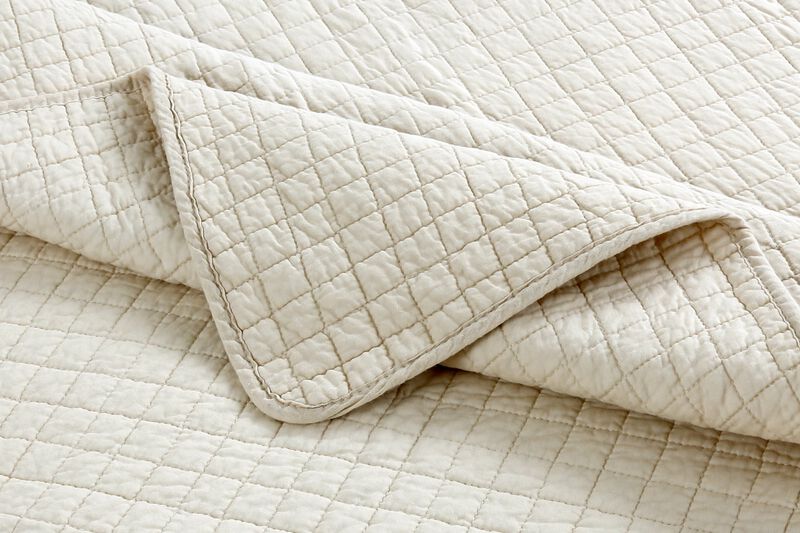 MarCielo 100% Cotton Quilted Throw  50 x 60 inches