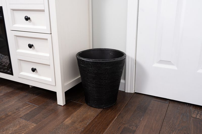 Saboga Home&trade; Round Tapered Waste Basket with Metal Liner image number 1