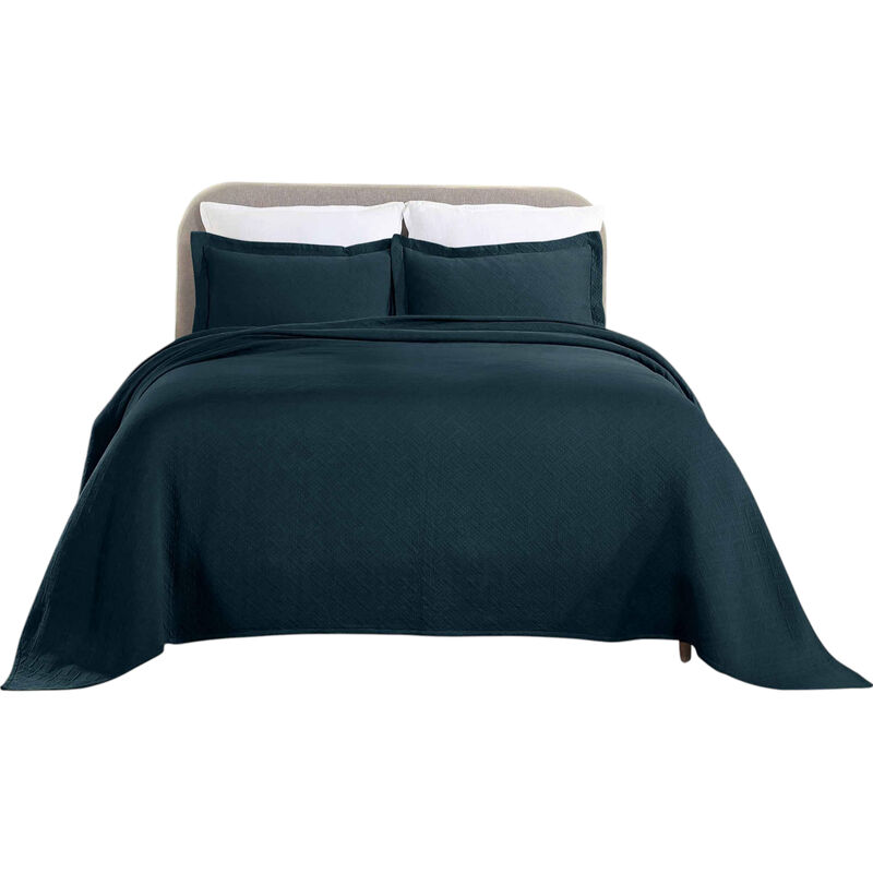 Lightweight Cotton Matelasse Bedspread Set with Matching Shams image number 1