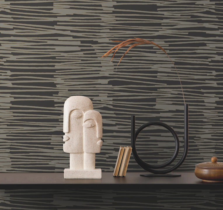 Water Reed Thatch Black & Gold Wallpaper