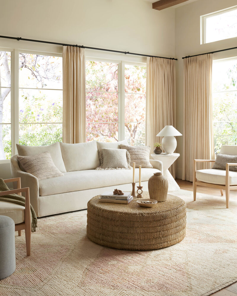 P0862 Natural 22"x22" Poly Pillow