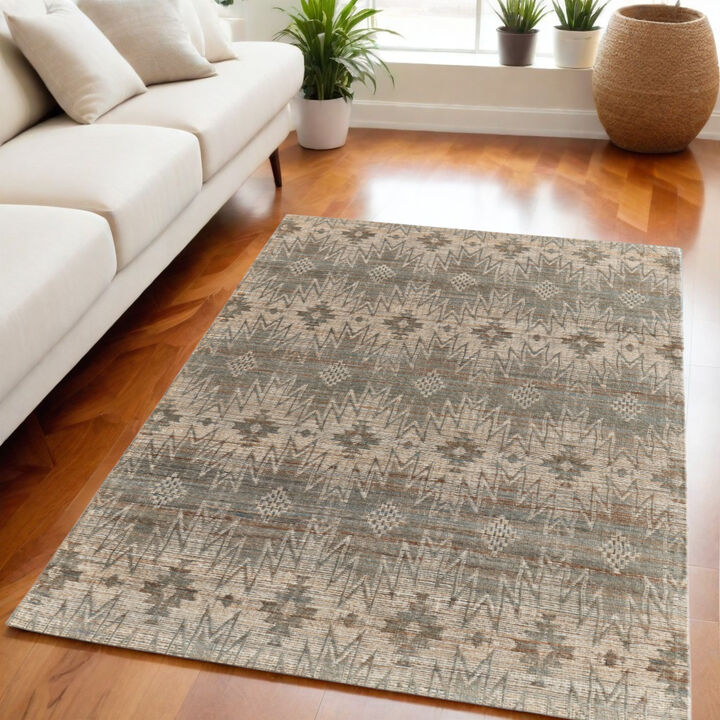HomeRoots Geometric Hand Woven Area Rug