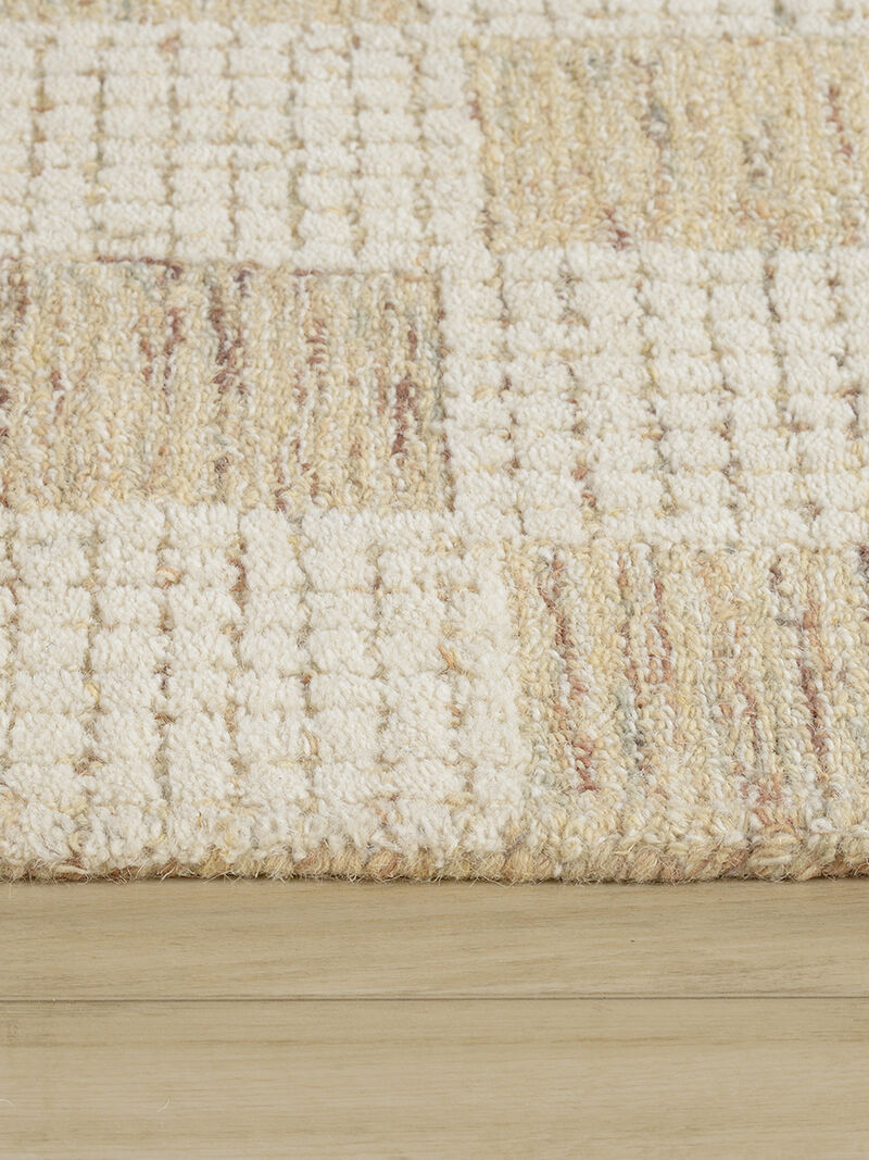 Quinn QNN102 2'6" x 8' Runner Rug image number 3