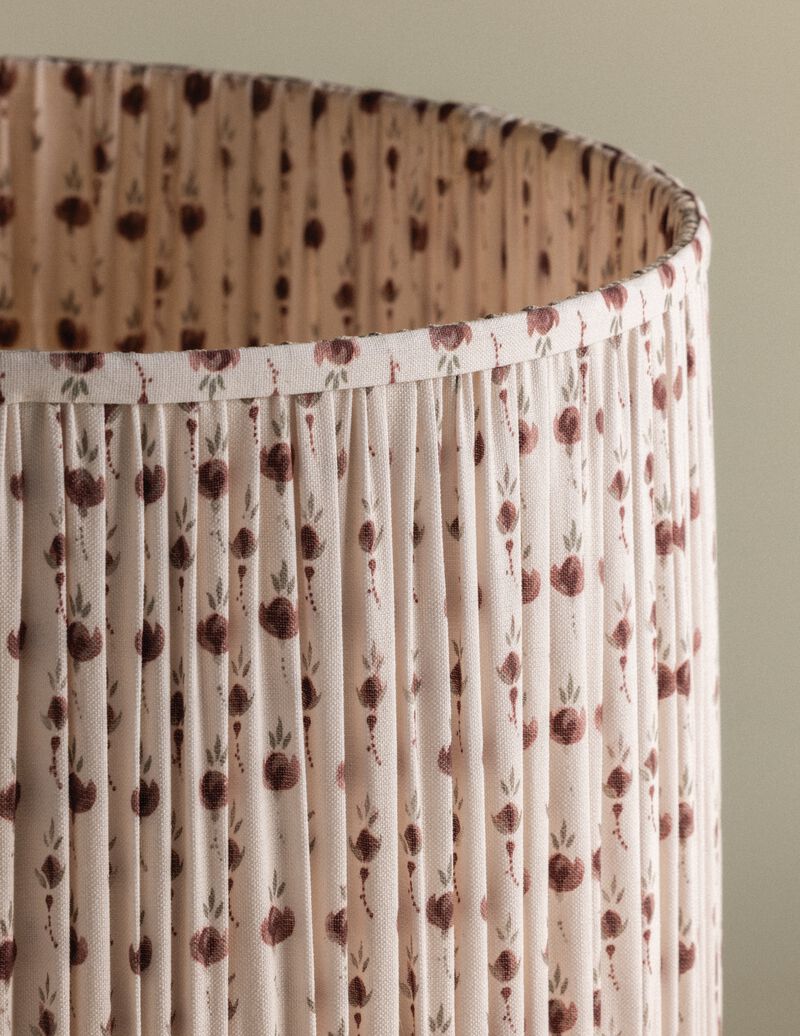 Highland Mills Table Lamp image number 4