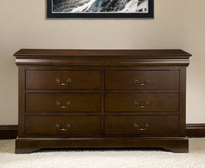 Solid Wood Six-Drawer Dresser for Bedroom Storage and Organization