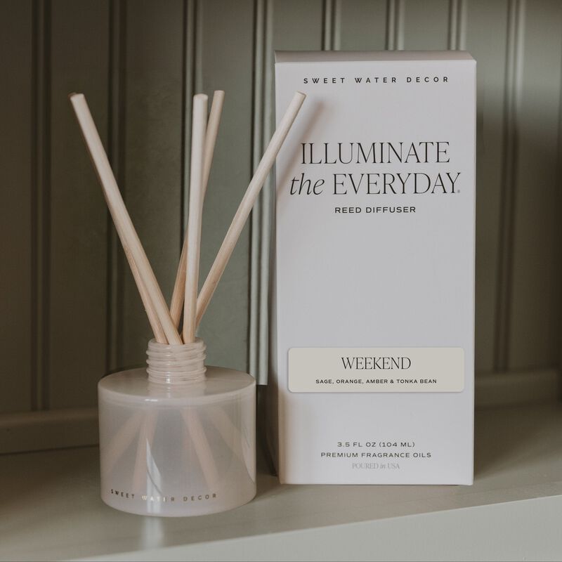 Weekend 3.5 fl oz Reed Diffuser image number 1