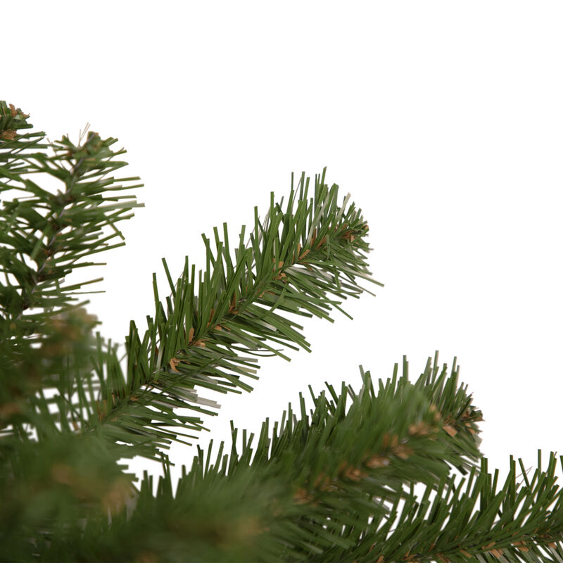 28" Deluxe Dorchester Pine Artificial Christmas Swag  Unlit