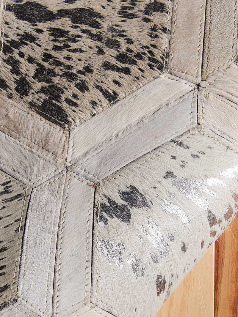 City Chic MA100 Snow 5'3" x 7'5" Rug image number 2