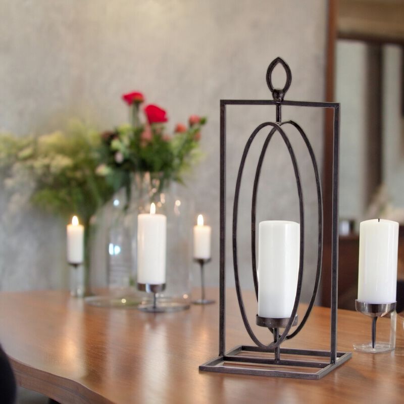 Set of 2 Decorative Candle Holders for Elegant Home Décor and Lighting