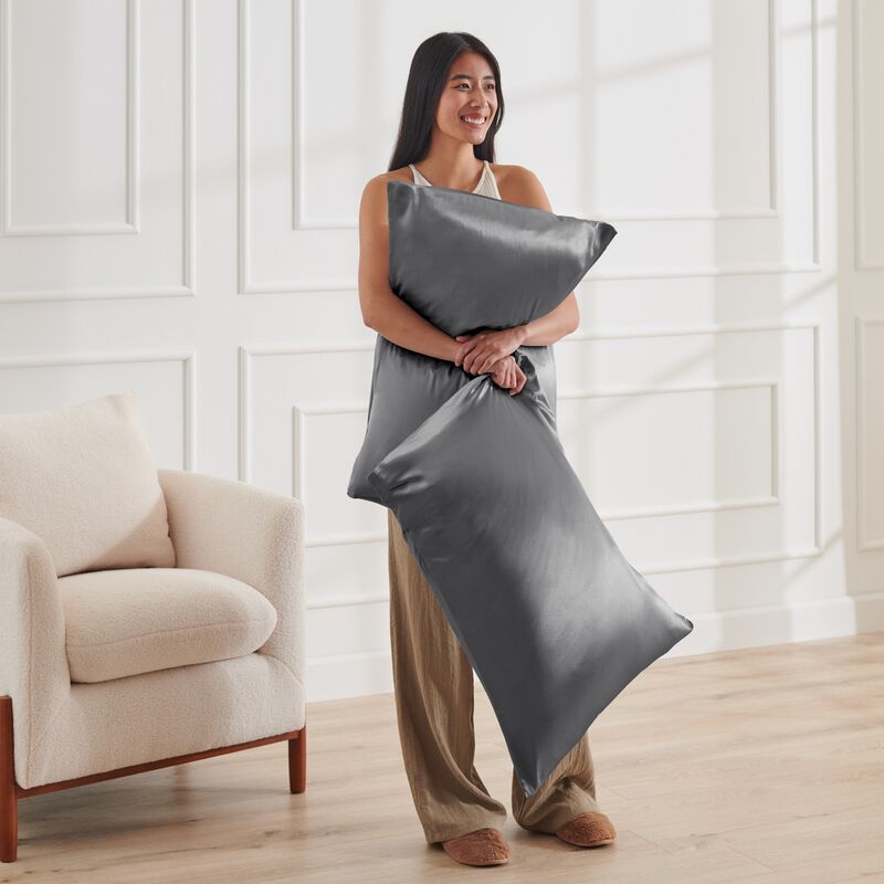 Satin Pillowcase Set for Hair and Skin image number 3