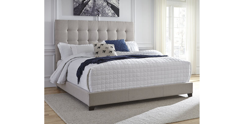 Dolante Queen Upholstered Bed image number 1