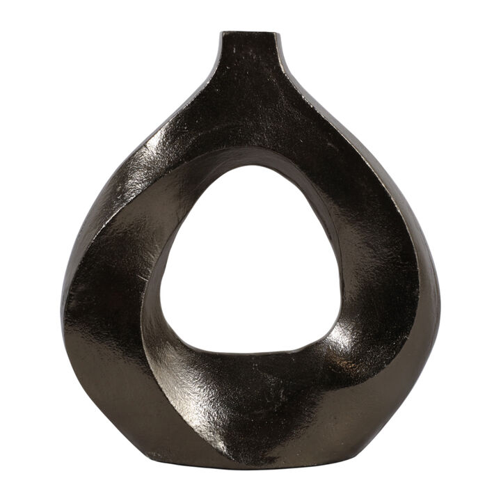 11x10 Cut-out Swirl Vase