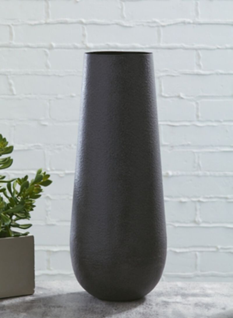 Flynn Medium Vase