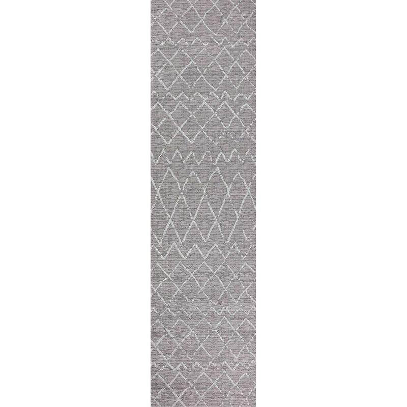 Madaba Moroccan Trellis Indoor/Outdoor Area Rug