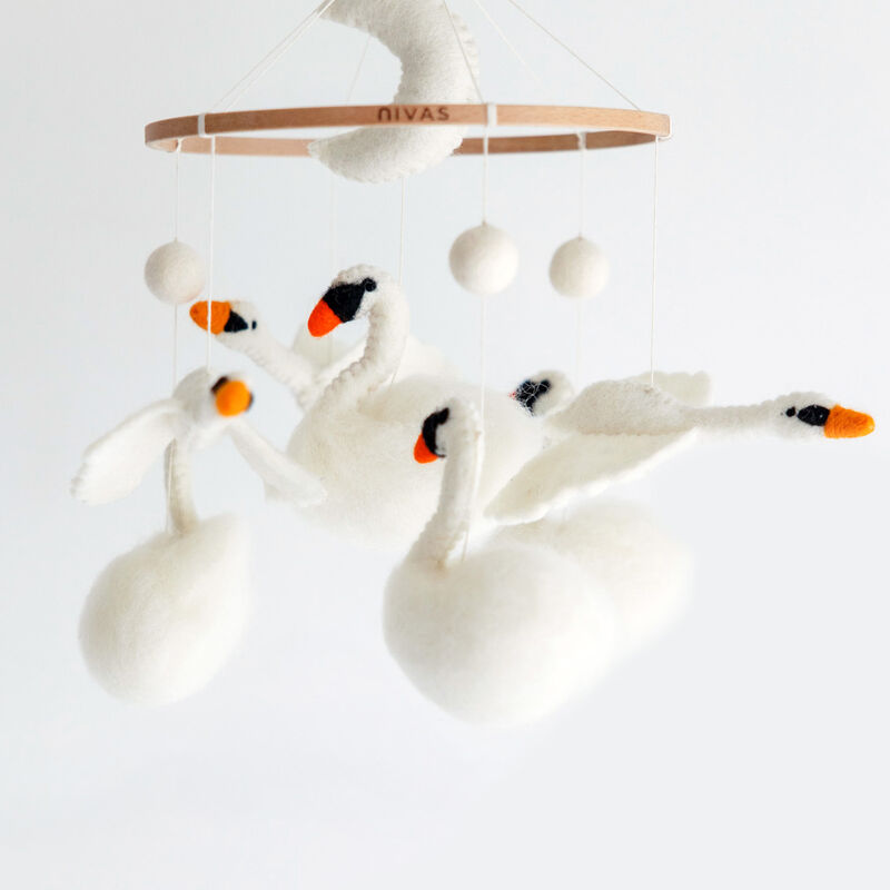 Swan Mobile image number 0