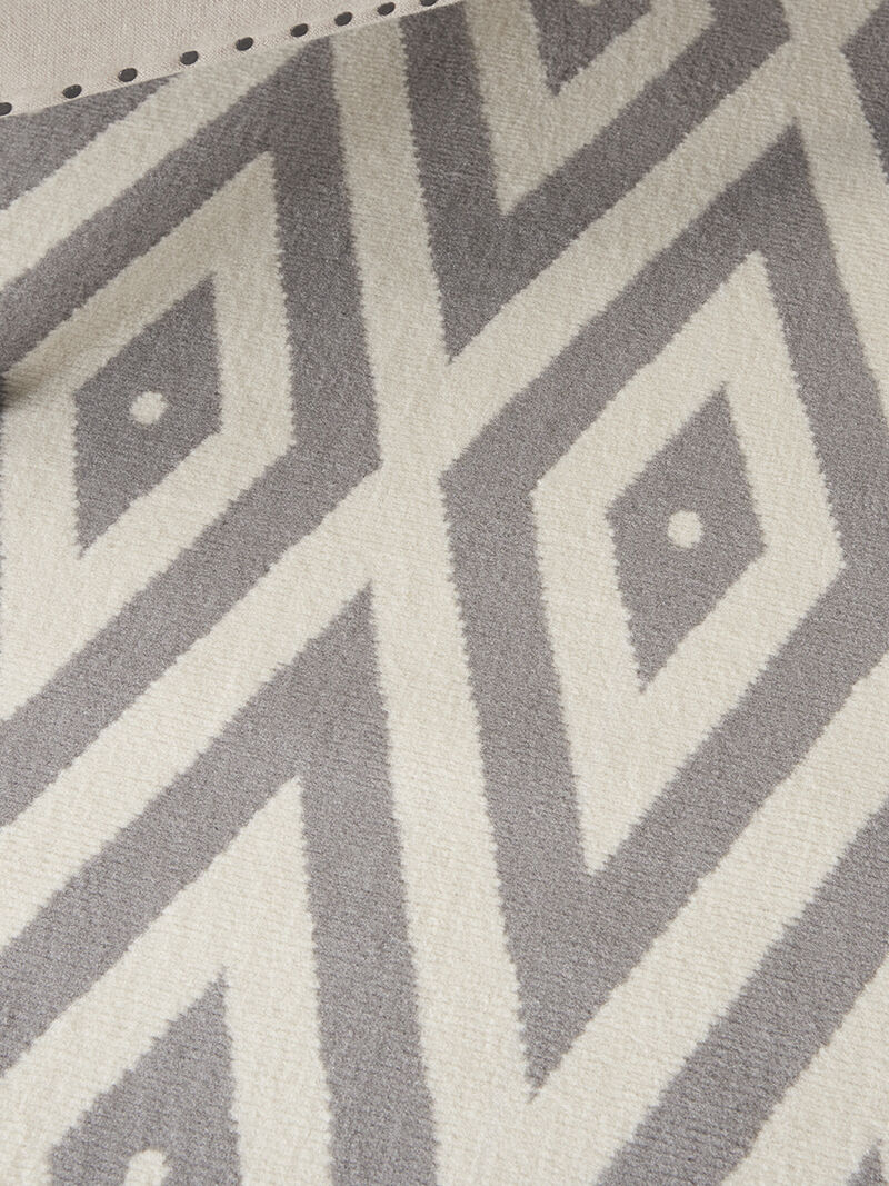 Grafix GRF18 White/Gray 5'3" x 7'3" Rug