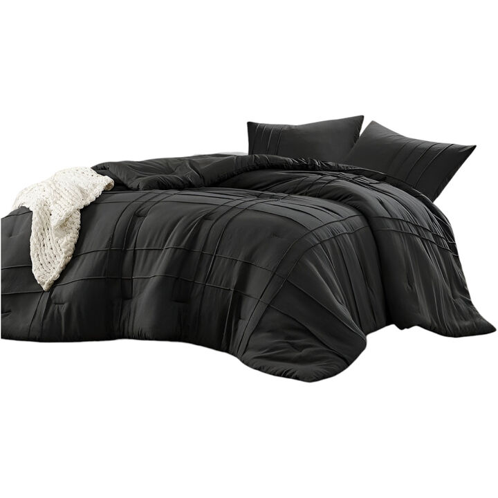Soft Washed Pleated Comforter &ndash; Modern Lightweight Microfiber Bedding