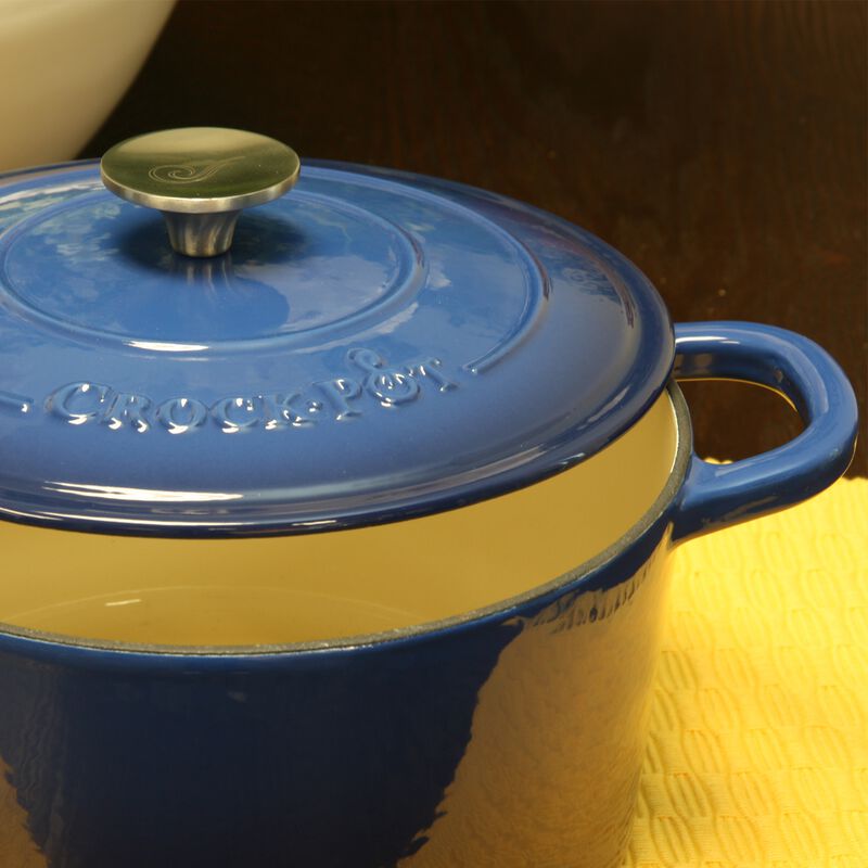 Crock Pot Artisan 5 Quart Round Enameled Cast Iron Dutch Oven in Sapphire Blue