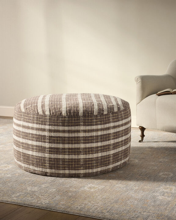 Wallace Chocolate 36"Wx36"Dx17"H Round Pouf