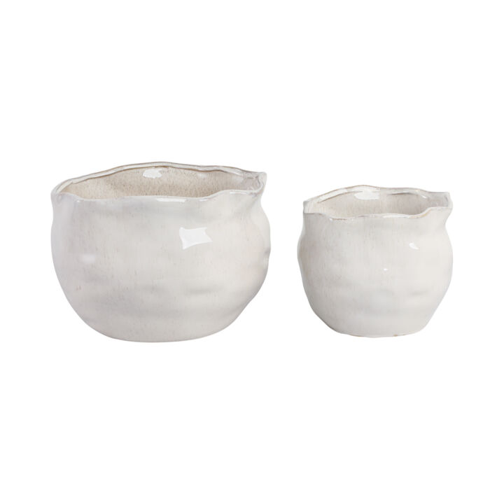 White Wavy Edge Stone Planters