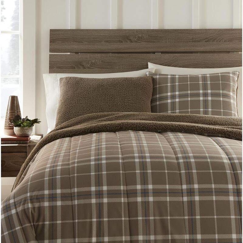 Micro Flannel Reverse to Sherpa Comforter Set