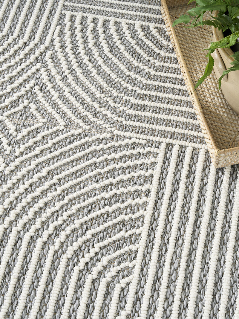 Natural Texture NTX02 Charcoal/Ivory 5'3" x 7' Rug