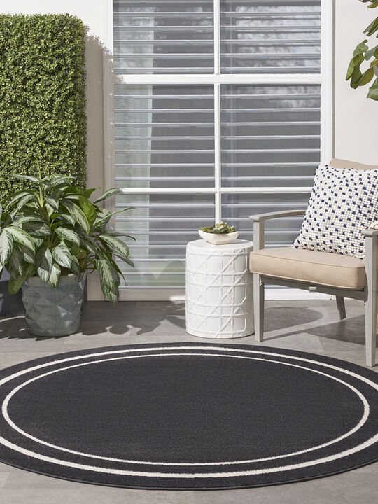 Nourison Essentials NRE02 Black/Ivory 4' x Round Rug