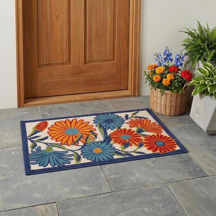 HomeRoots Round Floral Indoor Outdoor Area Rug