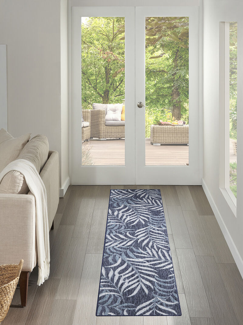 Garden Oasis GOA01 Navy 2' x 8' Rug