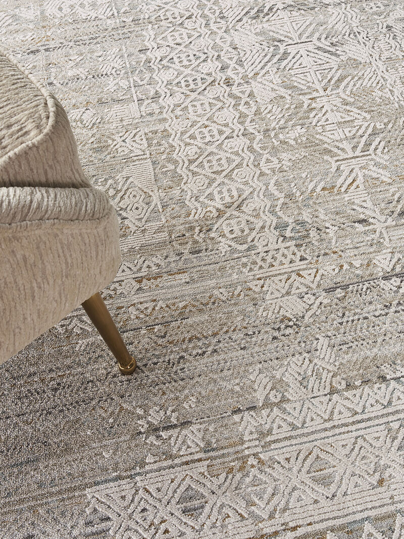 Lynx LNX06 Ivory/Multicolor 7'10" x 10'1" Rug