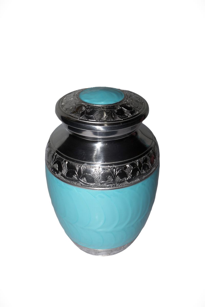Embrace memorial urn set of three image number 4
