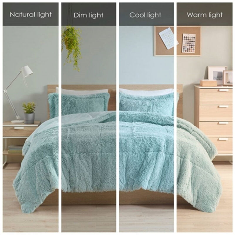 Soft Light Sherpa Faux Fur 3-Piece Comforter Set &ndash; Luxurious & Cozy Bedding