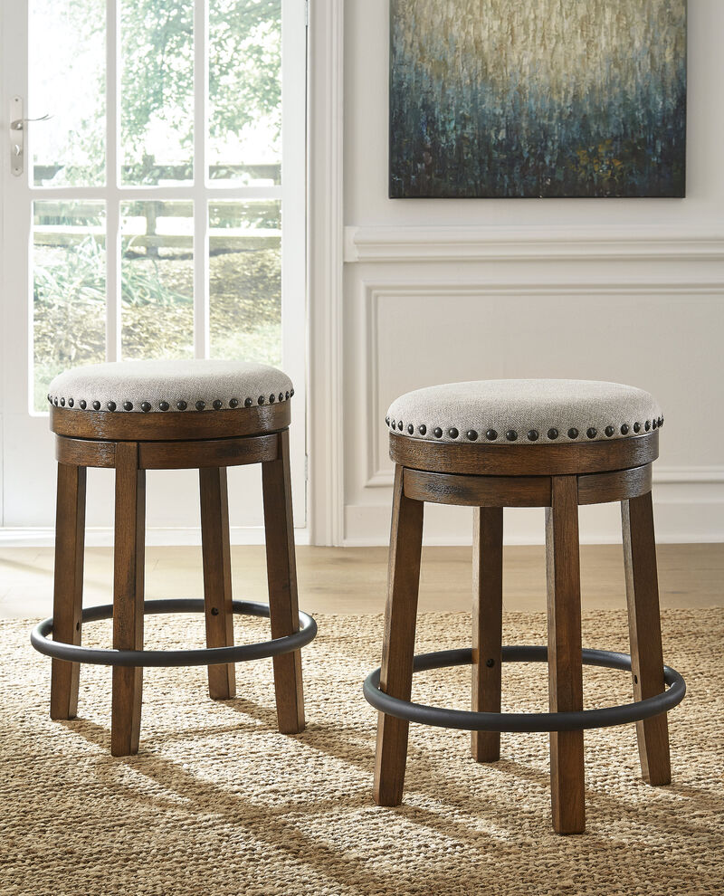 Valebeck Counter Height Stool image number 1