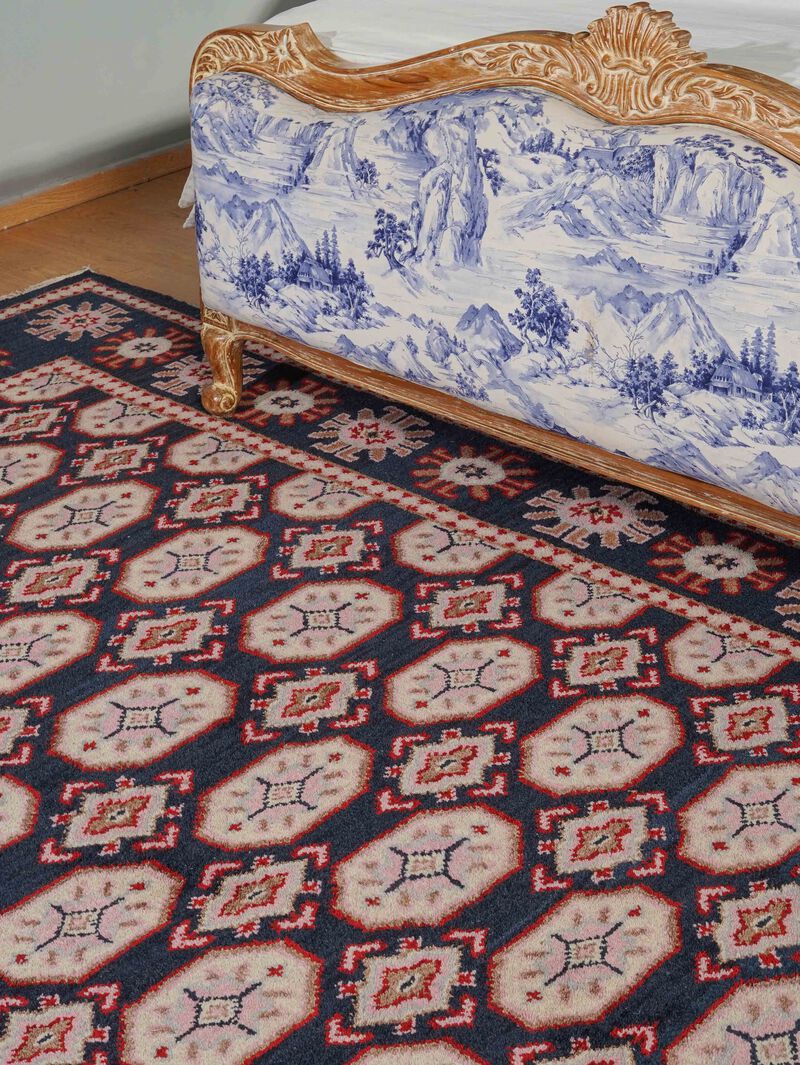 RUGSOTIC CARPETS HAND KNOTTED WOOL & SILK ECO-FRIENDLY ORIENTAL AREA RUGS  - Rectangle Shape, Classic Oriental Traditional , Low Pile Handmade Area Rugs (AF0119) image number 2