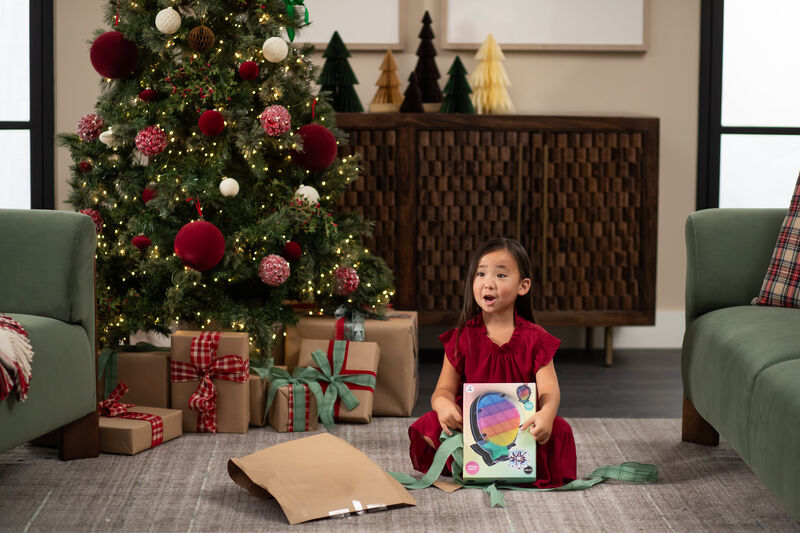 Pin N Play Pineapple