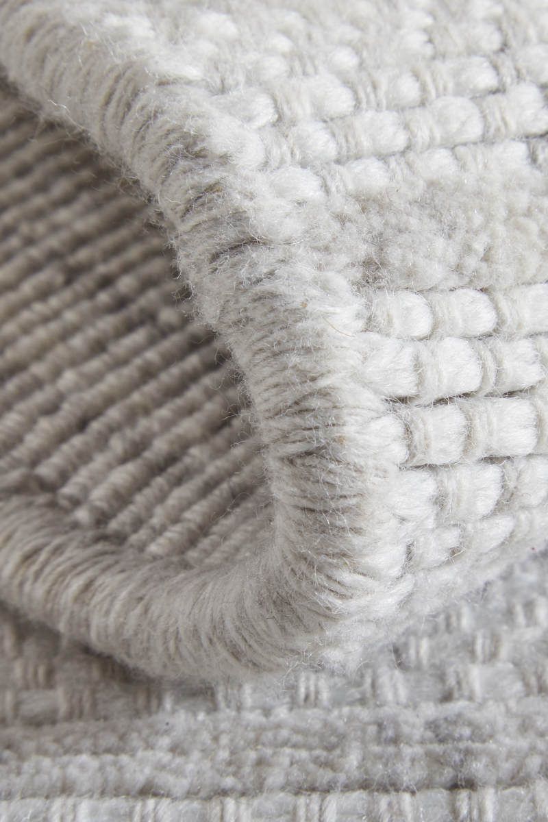 Highview T8016 Ivory 9'6" x 13'6" Rug by Thom Filicia image number 2