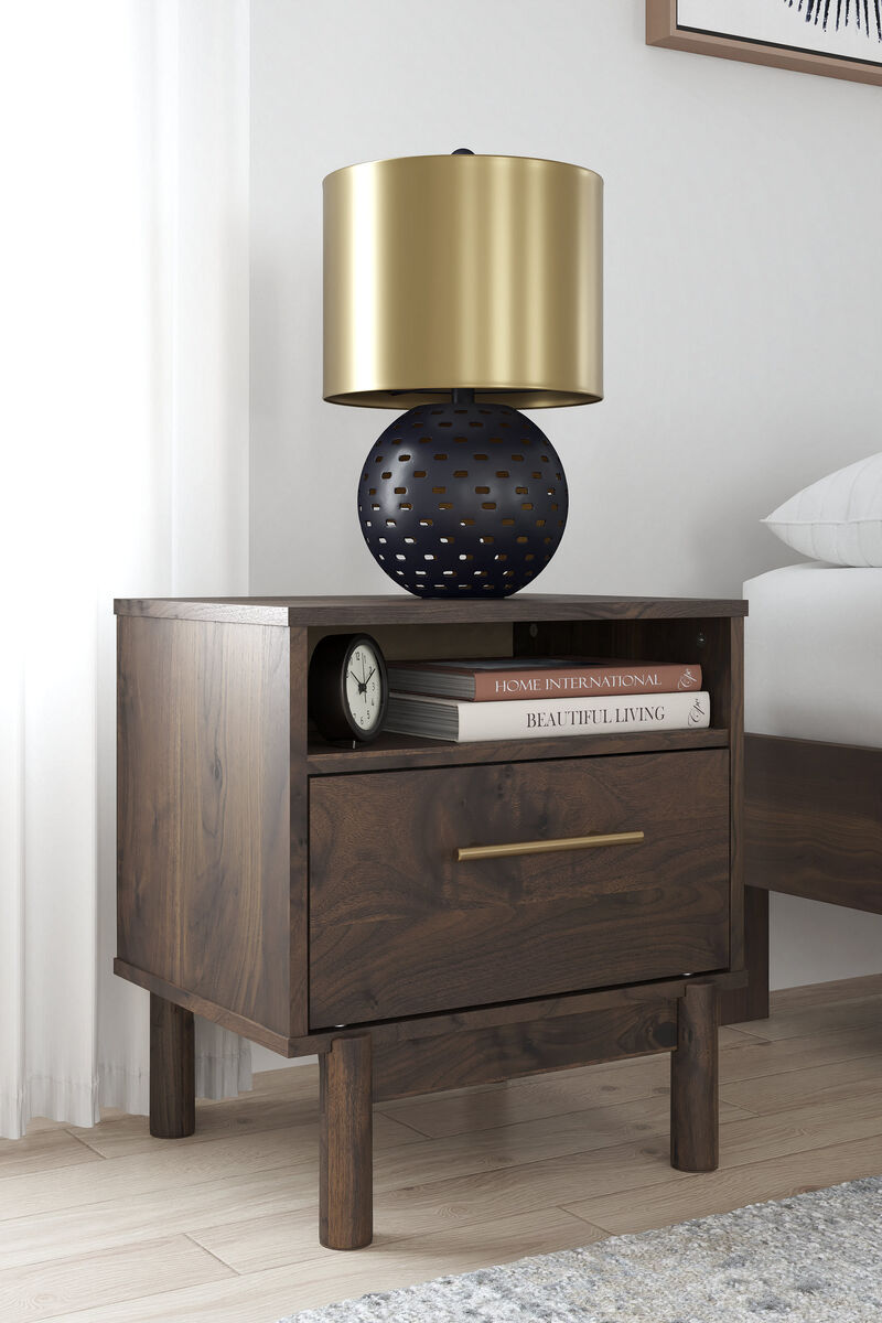 Calverson Nightstand image number 1