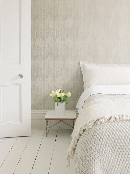 Bazaar Wasabi Leaves Beige Wallpaper G78340