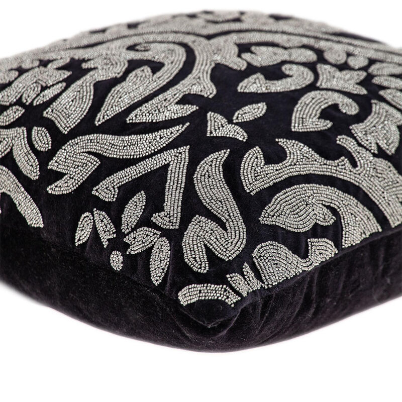 HomeRoots 18" Black and Silver Damask Velvet Throw Pillow With Beads image number 3