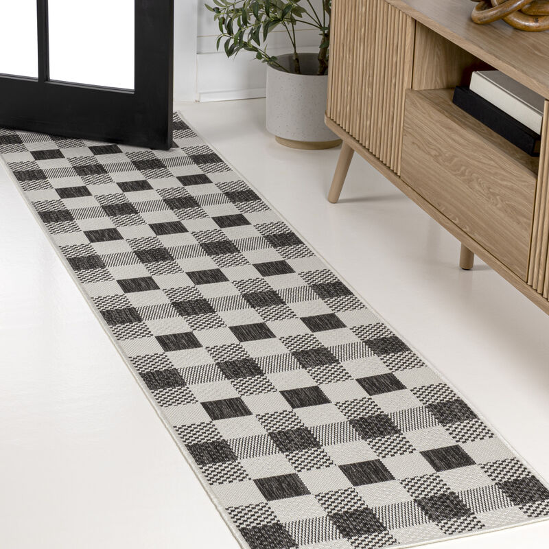 Darcy Traditional Geometric Bold Gingham Indoor/Outdoor Area Rug