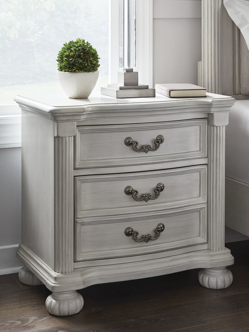 Montelaine Nightstand