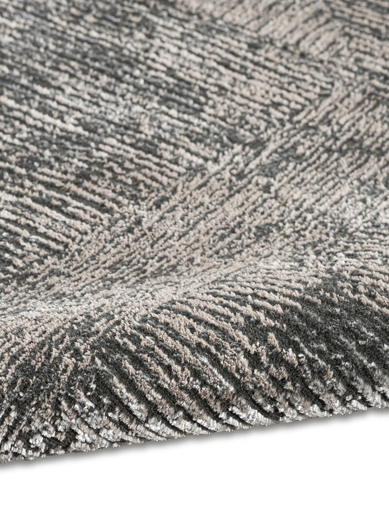 CK024 Irradiant IRR01 Black/Ivory 5'3" x 7'3" Rug image number 3